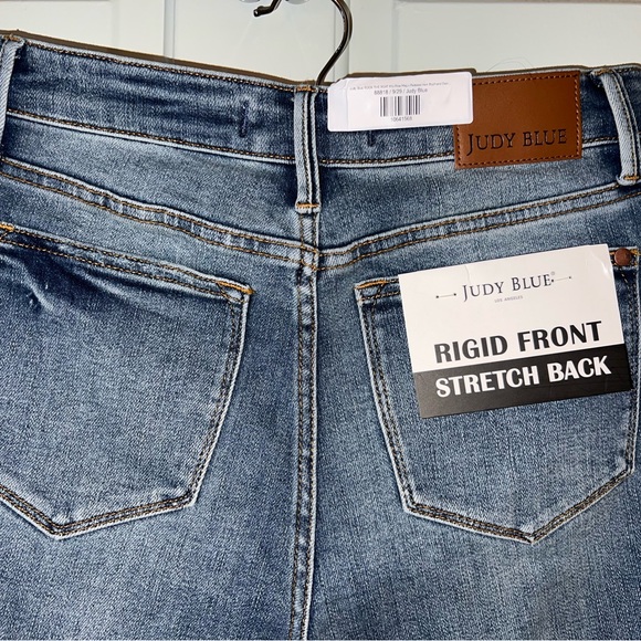 Judy Blue Boyfriend Straight Leg Jeans - Picture 3 of 8